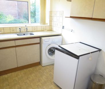 1 bedroom flat to rent - Photo 6