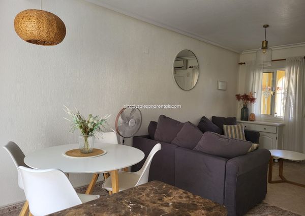 Town House in Villamartin, Villamartin, for rent