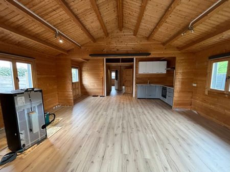 Recente chalet met 2 slaapkamers op rustige locatie - Photo 3