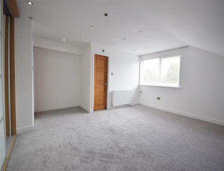 Styal Road, Heald Green - Photo 3