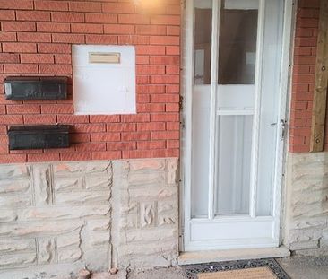 Avaiable: Dec.1 - Bright 2 BDRM, 1 parking 1 Bath, Separated Entry,... - Photo 1
