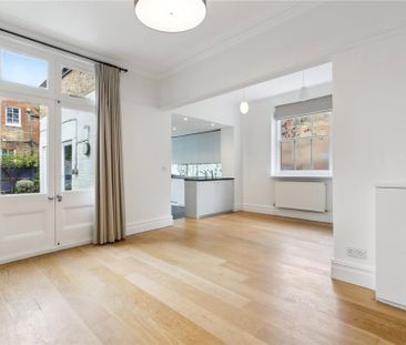 4 bedroom semi-detached house to rent - Photo 3
