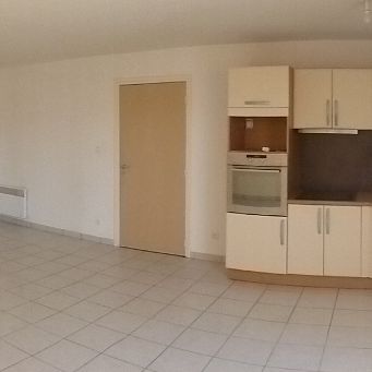 Location Appartement 3 pièces 67m² - Photo 1