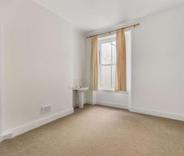 Northumberland Terrace, Plymouth, PL1 - Photo 1
