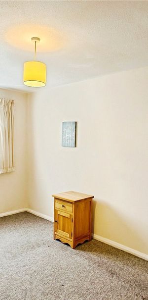 Barnwood Road, Guildford, Surrey, GU2 8JD - Photo 1