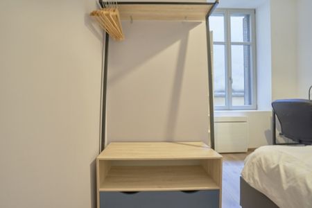 FOCH Roommate 4 Bedrooms at Nancy - Photo 2