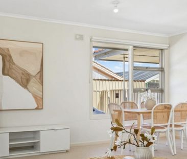 31 Adrian Street, Christie Downs SA 5164 - Photo 2