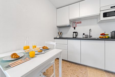 Estúdio moderno Arrendamento de média duração - Photo 2