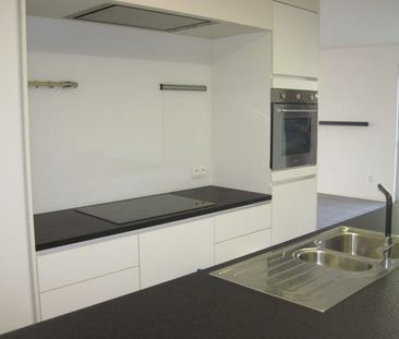 Appartement te huur - Photo 1