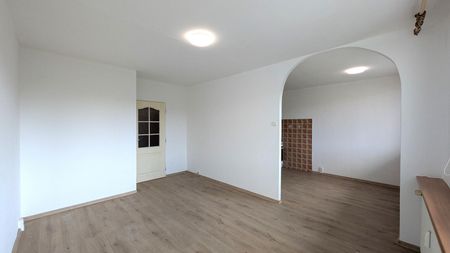 Pronájem bytu 3+1 56 m² - Photo 2