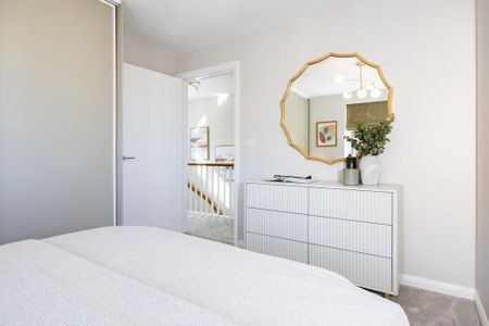 3 bedroom detached house to rent - Photo 3