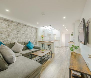 1 bedroom in a house share to rent - Photo 5