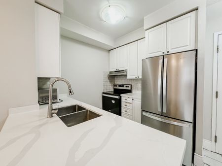 For Lease - 3880 Duke Of York Boulevard Unit# 1118, Mississauga, Ontario - Photo 5