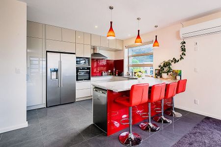 Executive living - fully furnished - Photo 2