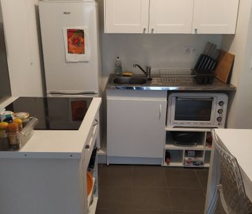 Location Appartement 2 pièces 37m² - Photo 3