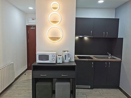 Studio to rent - Photo 4