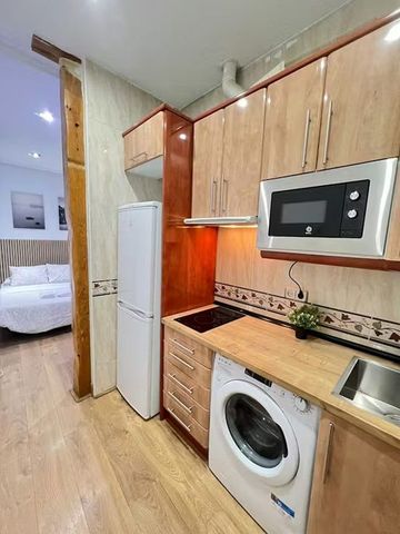 Calle de Barquillo, Madrid, Community of Madrid 28004 - Photo 2