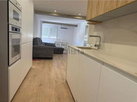 4 room luxury Flat for rent in Valencia - Photo 5