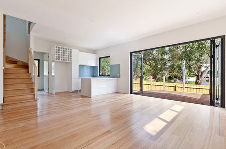 3/12 Raglan Road, Research - Photo 4