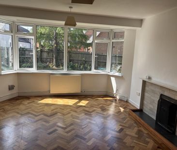 4 BED Detached house To rent - Photo 3