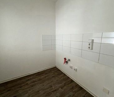 Moderne 3-Raum-Wohnung mit Balkon in Stadtlage! - Foto 2