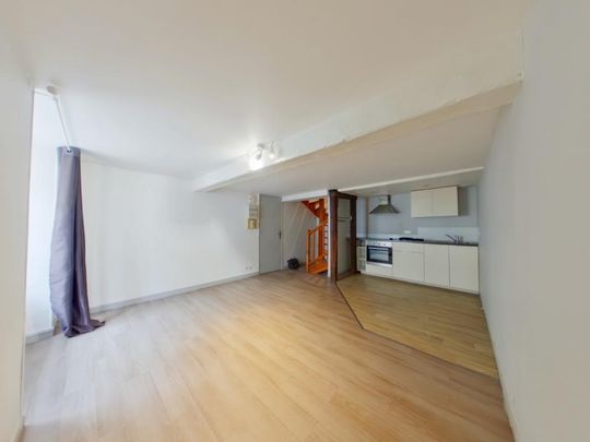 Location Appartement 4 pièces 85m² POITIERS 86000 - Photo 1