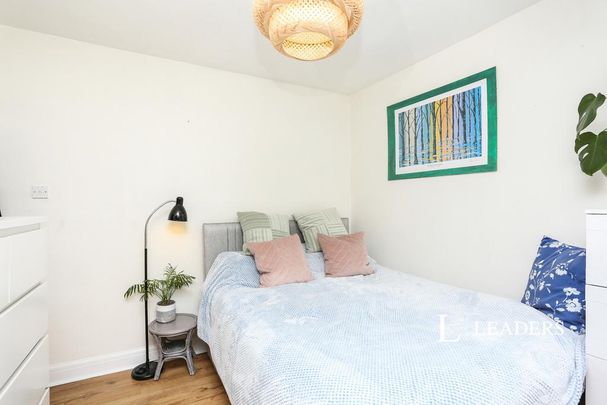 2 bedroom house to rent - Photo 1