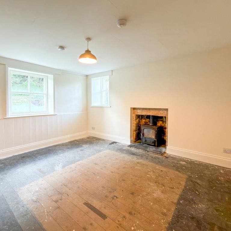 2 bedroom semi-detached house to rent - Photo 1