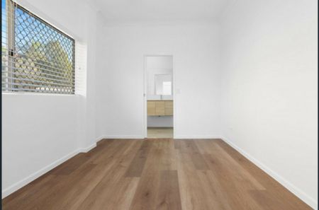 2 Kanofski Street, Chermside West QLD, Belconnen - Photo 2