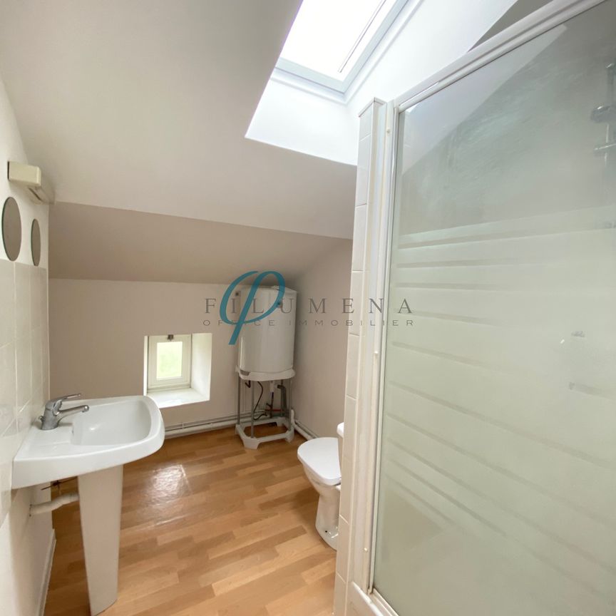 Location Appartement 3 pièces 52m² LIRE 49530 - Photo 1