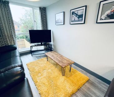 6 bedroom house to rent - Photo 3