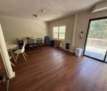 477 River Road East, Unit 1 Upper, Wasaga Beach, ON - Photo 3