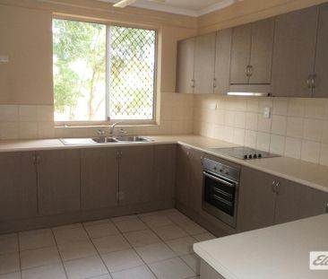 9 Acacia Road - Photo 2