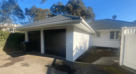 Family home in Double Grammar Zone - Photo 3