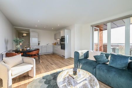 2 bedroom flat to rent - Photo 2