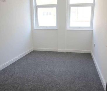 Old Court Street, Hyde, SK14 - Photo 4