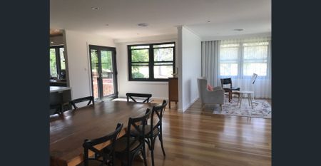 Executive Style - Photo 3