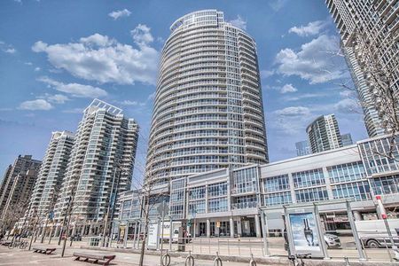For Lease - 218 Queens Quay N/A Unit# 2311, Toronto, Ontario - Photo 3