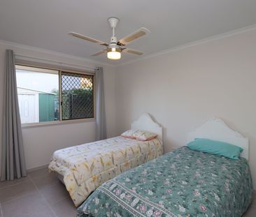 27 Moonbi St, 4655, Scarness Qld - Photo 3