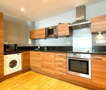 2 bedroom flat to rent - Photo 4