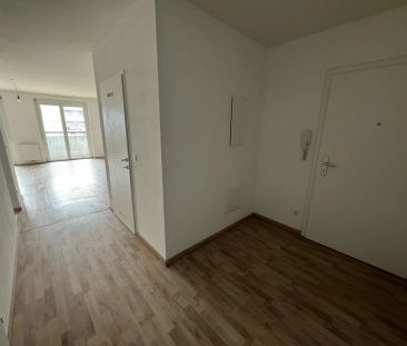 Großzügige 2-Zimmer Genossenschaftswohnung mit Balkon! - unbefriste... - Foto 3