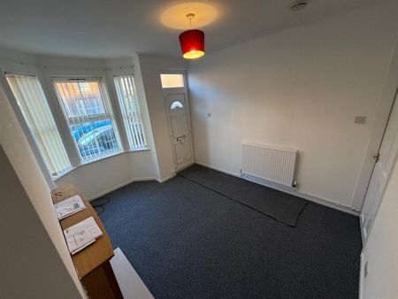 2 BED Terraced House To rent - Photo 2
