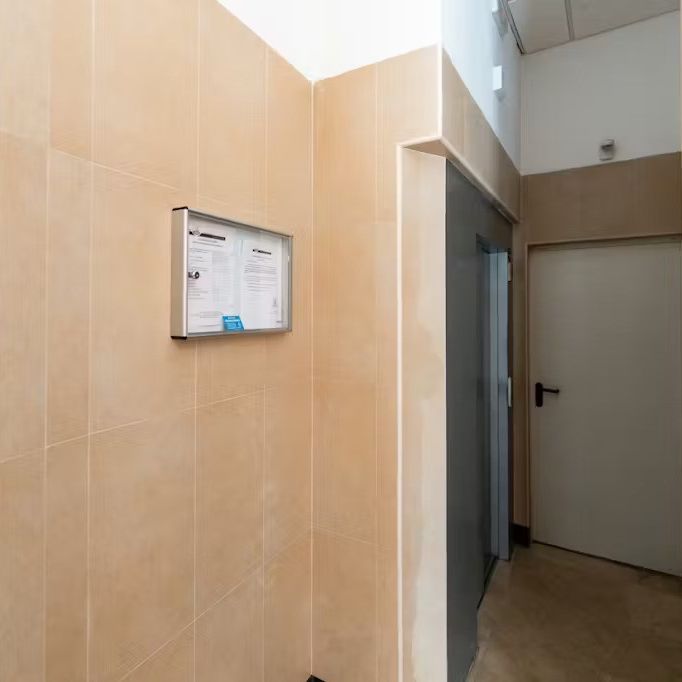 Calle la Regente, Málaga, Andalusia 29009 - Photo 1