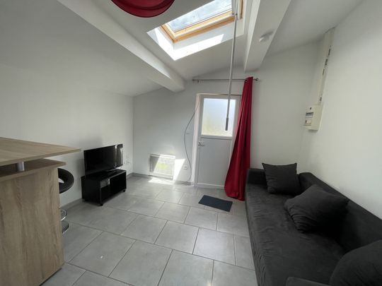 Location Appartement 1 pièce 18m² PESSAC 33600 - Photo 1
