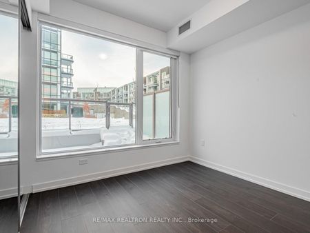 For Lease - 333 Sunseeker Avenue Unit# 101, Innisfil, Ontario - Photo 4