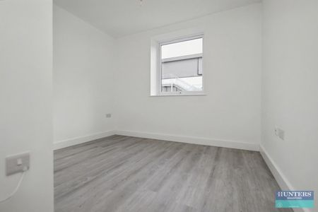 1 bedroom Flat To Let - Photo 5