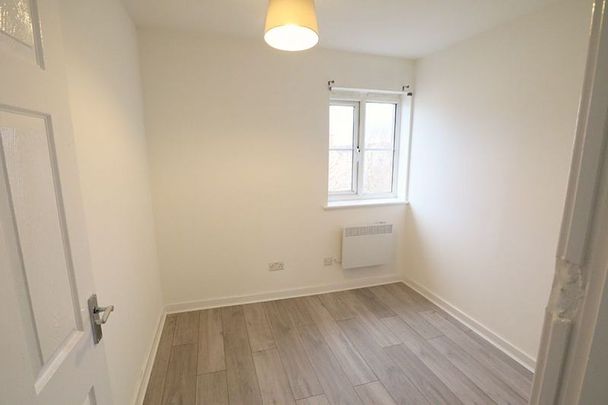 2 Bed, Flat - Photo 1