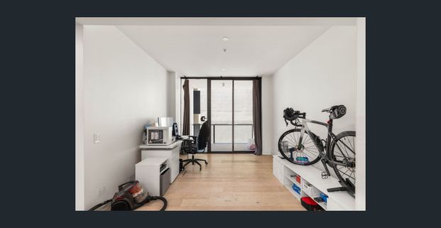 The Ideal Entry to Inner-City Living - Photo 1