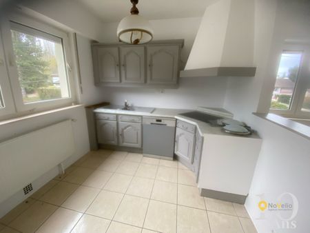 Location Appartement 4 pièces 86m² FORBACH 57600 - Photo 4
