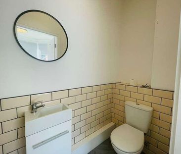 Broughton Avenue, DN5 - Photo 5